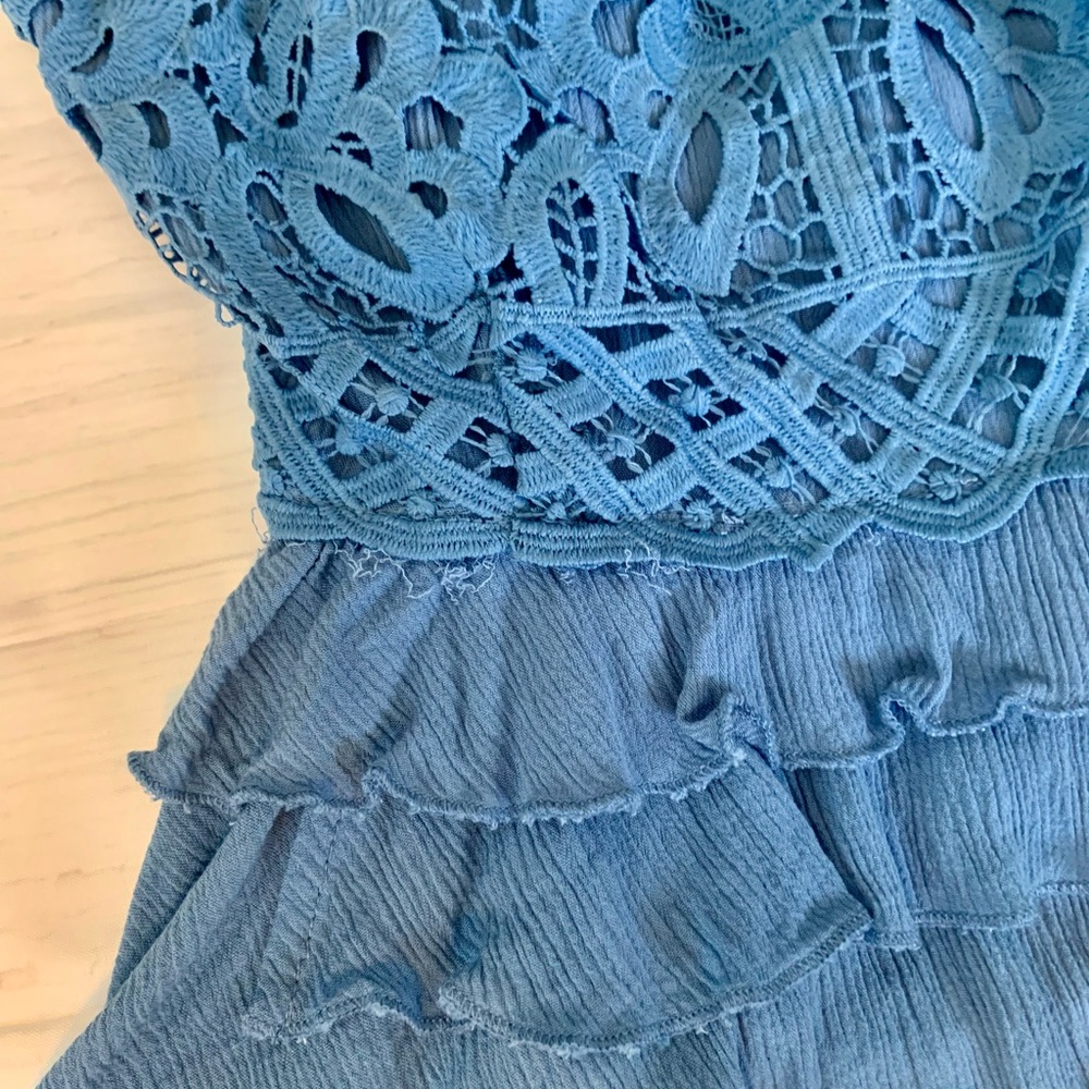 Chelsea & Violet Blue Lace Peplum Camisole Strappy Back-NWOT
Size Large - Picture 3 of 3